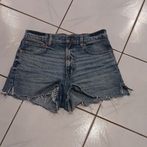 4/$80 American Eagle Outfitters Blue Distressed Jean Shorts - Size 6